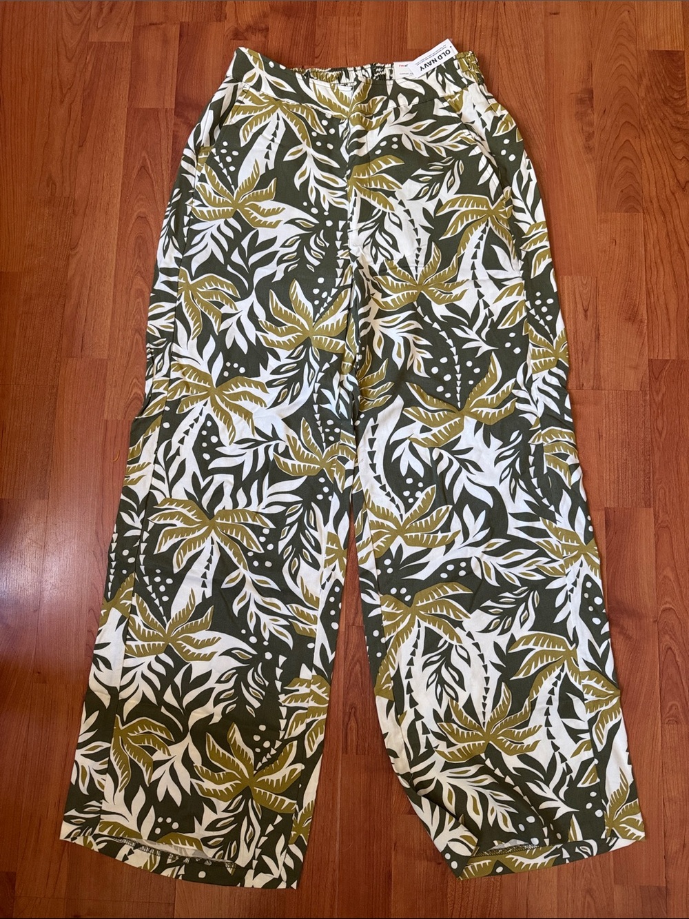 Old Navy High Rise Playa Wide Leg Pants NWT
